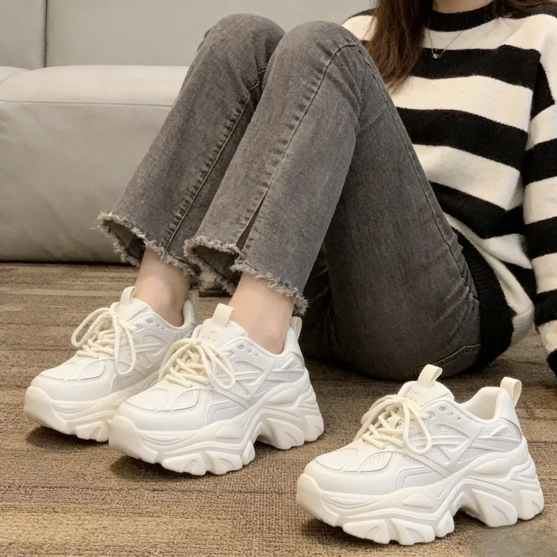 2026 Summer and Autumn New Style Perforated Breathable Sandals, Versatile Thick-soled Insole Height-increasing Women's Shoes
2026 Summer and Autumn New Style Perforated Breathable Sandals, Versatile Thick-soled Insole Height-increasing Women's Shoes