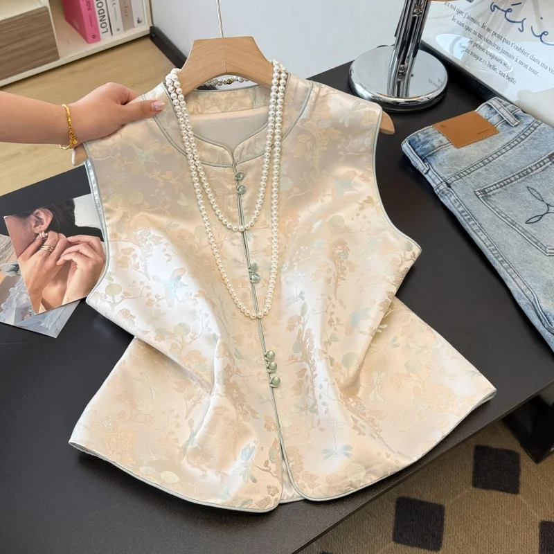 New Chinese Style Spring Season Classic Elegance Satin Embroidered Collar National Style Button Women's Vest Fashionable Trad...
New Chinese Style Spring Season Classic Elegance Satin Embroidered Collar National Style Button Women's Vest Fashionable Trad...