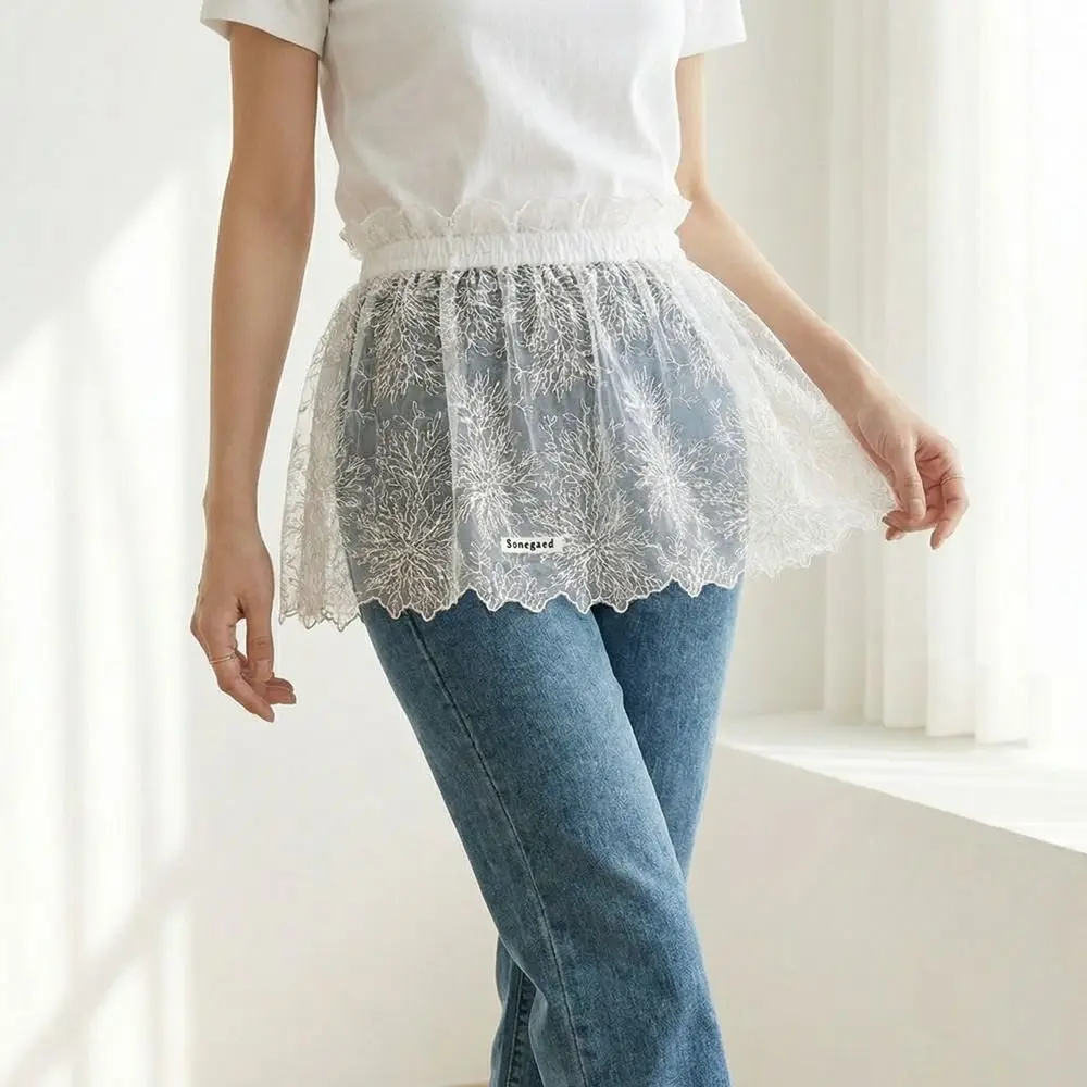 Sweet Balletcore White Lace Fart Curtain Ballet Style Korean Style Ruffle Short Skirts Layered High Waist Mini Lace Skirts Women
Sweet Balletcore White Lace Fart Curtain Ballet Style Korean Style Ruffle Short Skirts Layered High Waist Mini Lace Skirts Women