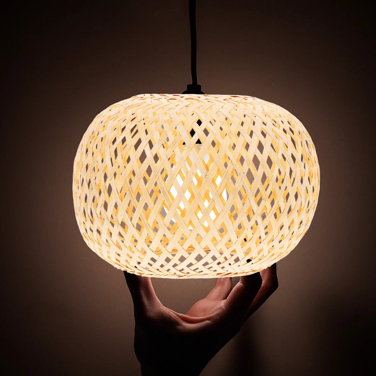 1Pcs Chinese Style Woven Lampshade Bamboo Craft Shade Simple Structure Easy Install Warm Diffuse Light Room Decor
1Pcs Chinese Style Woven Lampshade Bamboo Craft Shade Simple Structure Easy Install Warm Diffuse Light Room Decor