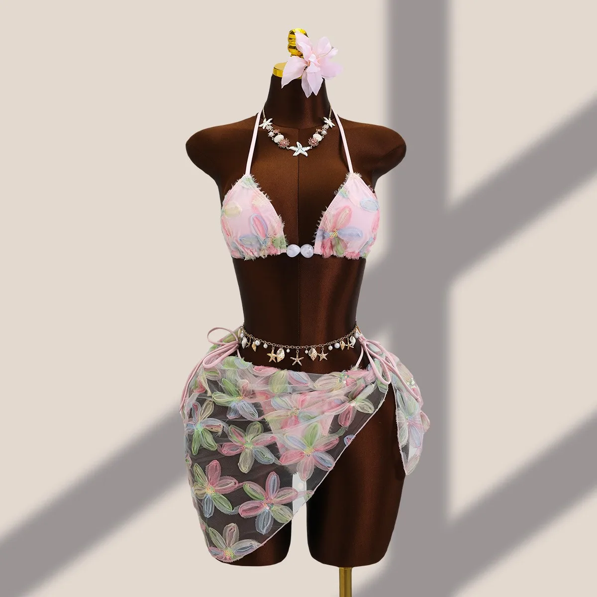 Swimwear 2026 Bikini Women's Floral Print Top Bikinis Sheer Mesh Skirt Swimsuit Halter Neck Tie Side Two Piece Swimsuit Sets
Swimwear 2026 Bikini Women's Floral Print Top Bikinis Sheer Mesh Skirt Swimsuit Halter Neck Tie Side Two Piece Swimsuit Sets