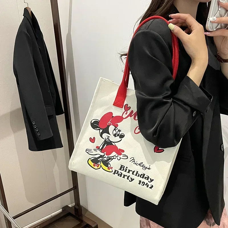 Disney Mickey Mouse Cartoon Cute Canvas Shoulder Bag Women's Large Capacity Tote Women's Travel Storage Bag Fashion Handbag
Disney Mickey Mouse Cartoon Cute Canvas Shoulder Bag Women's Large Capacity Tote Women's Travel Storage Bag Fashion Handbag
