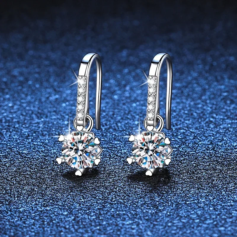 100% 925 Sterling Silver Real 1ct D Color Moissanite Earring Hoops For Women Sparkling Wedding Party Luxury Fine Jewelry Gift
100% 925 Sterling Silver Real 1ct D Color Moissanite Earring Hoops For Women Sparkling Wedding Party Luxury Fine Jewelry Gift