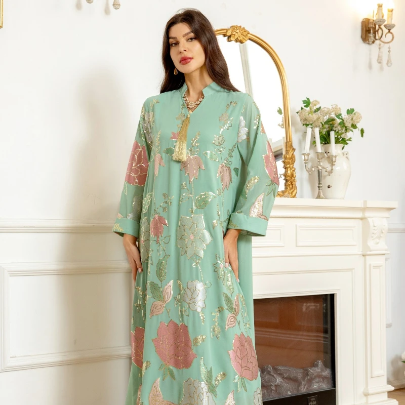 Spring 2025 Woman Muslims Embroidery Sequines V Neck Black Blue Green Long Chiffon Dress , Woman Dobai Loose Dresses
Spring 2025 Woman Muslims Embroidery Sequines V Neck Black Blue Green Long Chiffon Dress , Woman Dobai Loose Dresses