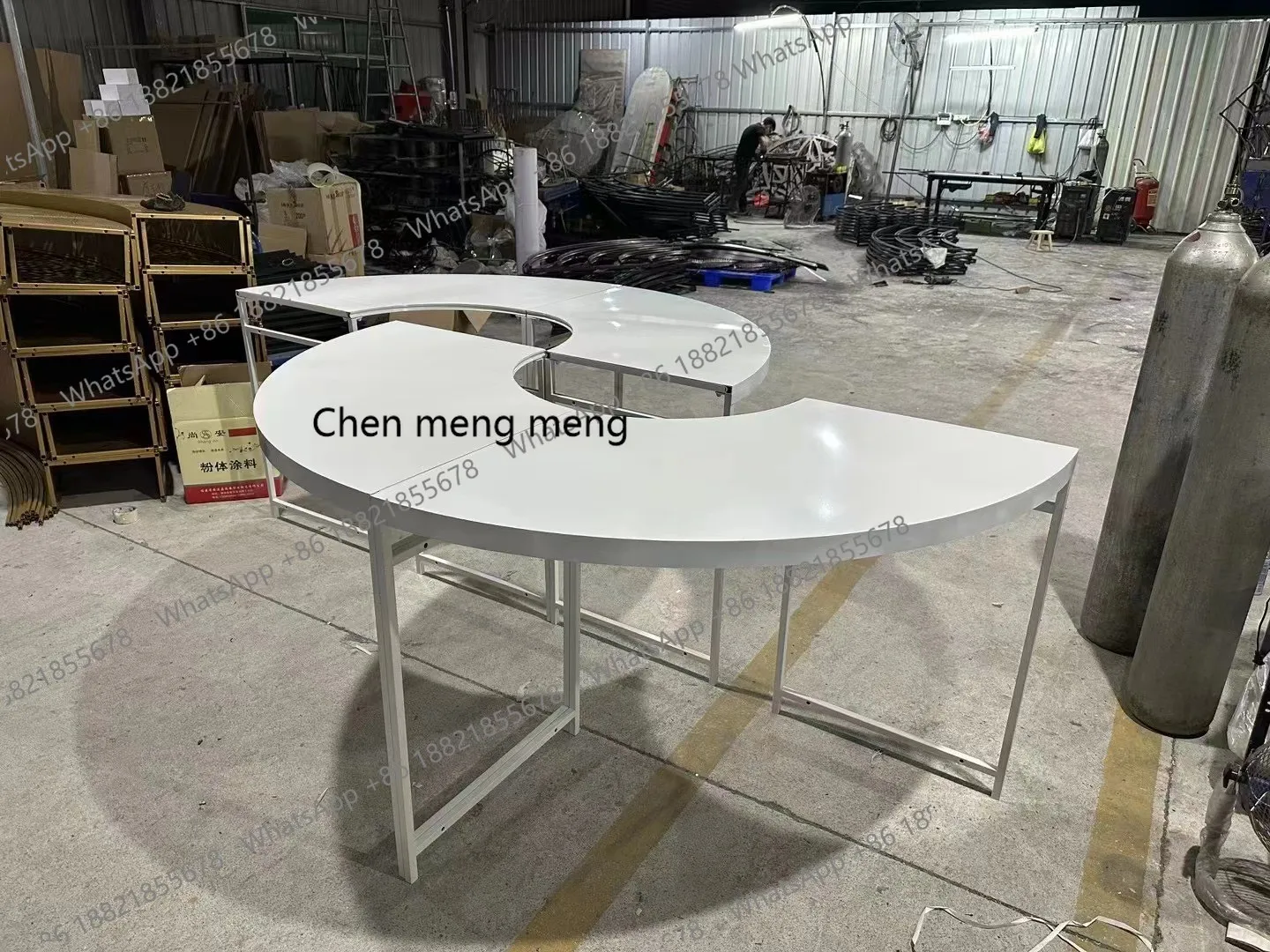 Свадебный реквизит, новый S-образный волнистый кованый железный комплект из четырех предметов, подставка для цветов, сценическое украшение
Свадебный реквизит, новый S-образный волнистый кованый железный комплект из четырех предметов, подставка для цветов, сценическое украшение