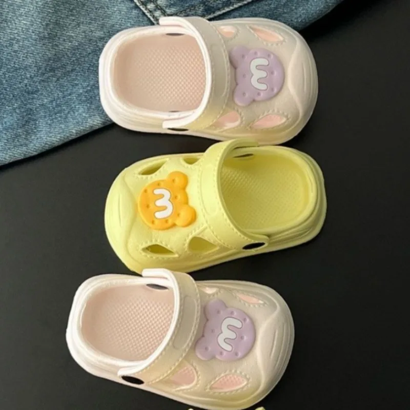 Детские вентилируемые сандалии, противоскользящие тапочки из ЭВА для малышей, для дома и улицы, летняя обувь с мягкой подошвой, детская обувь унисекс
Детские вентилируемые сандалии, противоскользящие тапочки из ЭВА для малышей, для дома и улицы, летняя обувь с мягкой подошвой, детская обувь унисекс
