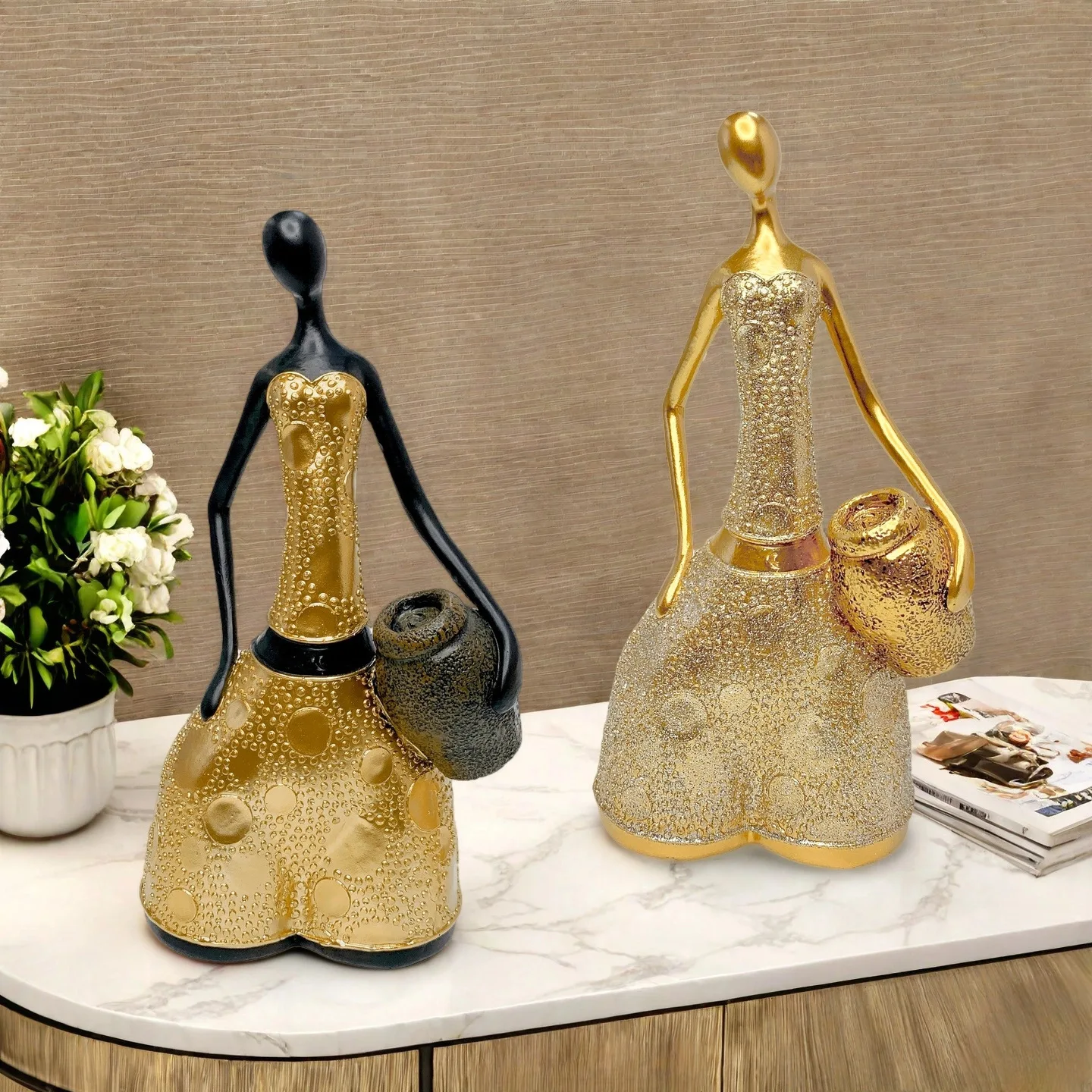 Creative European Fat Lady Figurine Resin Statue Female Sculpture Home Living Room Entrance Desktop Decoration Ornament Gift
Creative European Fat Lady Figurine Resin Statue Female Sculpture Home Living Room Entrance Desktop Decoration Ornament Gift