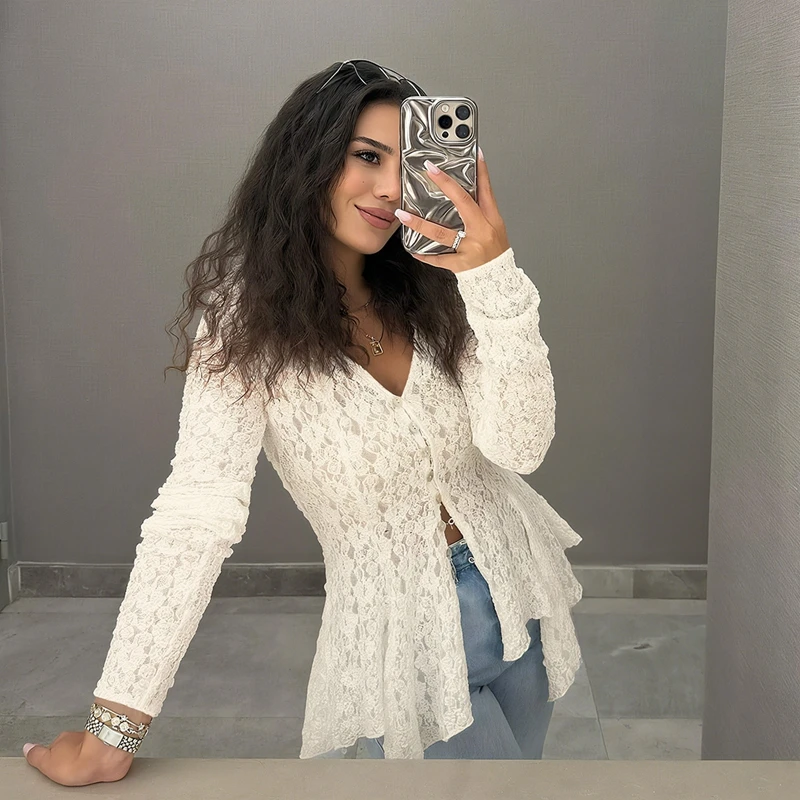 STYLISH LADY Lace T Shirts 2025 Summer Women Long Sleeve V Neck Single Breasted Asymmetrical Hollow Out Elegant OL Tops Tees
STYLISH LADY Lace T Shirts 2025 Summer Women Long Sleeve V Neck Single Breasted Asymmetrical Hollow Out Elegant OL Tops Tees