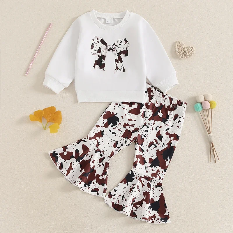 Baby Girl 2Pcs Western Outfits Long Sleeve Bow Print Sweatshirt Tops Flare Pants Set Children's Clothing Set 0-4Y
Baby Girl 2Pcs Western Outfits Long Sleeve Bow Print Sweatshirt Tops Flare Pants Set Children's Clothing Set 0-4Y
