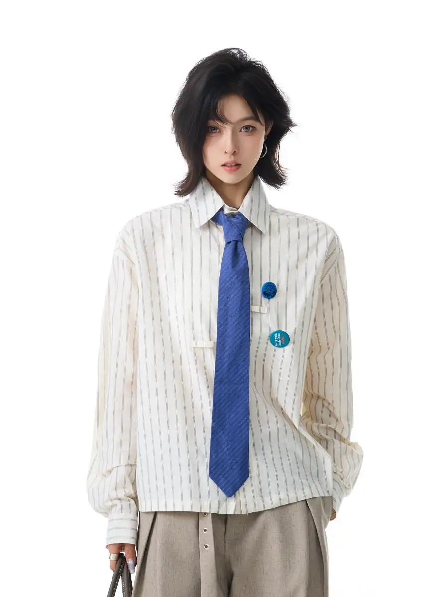 American Street Sle College Emblem Pin Long Sve irt ex Vintage Spring Autumn Striped irt Loose Fit Youth Faion
American Street Sle College Emblem Pin Long Sve irt ex Vintage Spring Autumn Striped irt Loose Fit Youth Faion