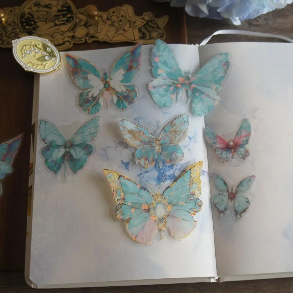18pcs Laser Diamond Pattern Light Colored Gemstone Butterfly Brooch Design PVC Sticker Scrapbooking DIY Gift Packing Decoration
18pcs Laser Diamond Pattern Light Colored Gemstone Butterfly Brooch Design PVC Sticker Scrapbooking DIY Gift Packing Decoration