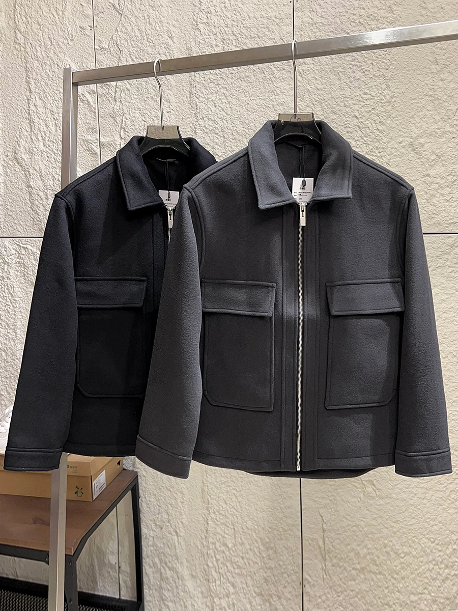 High Quality Men's Double-Faced Woolen Jacket Vintage Workwear Casual Business Warm Thickened Long Sleeve Zipper Closure Coat
High Quality Men's Double-Faced Woolen Jacket Vintage Workwear Casual Business Warm Thickened Long Sleeve Zipper Closure Coat