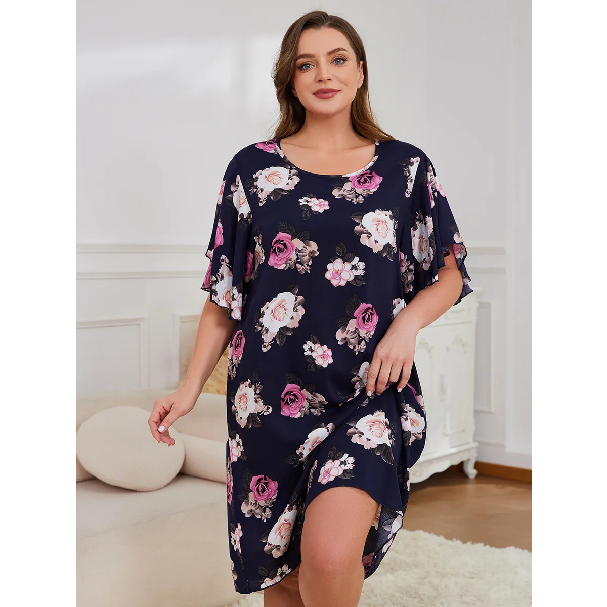 Plus size women's pajamas summer 200 kg fat mm loose short sleeve plus size nightdress can be worn outside
Plus size women's pajamas summer 200 kg fat mm loose short sleeve plus size nightdress can be worn outside
