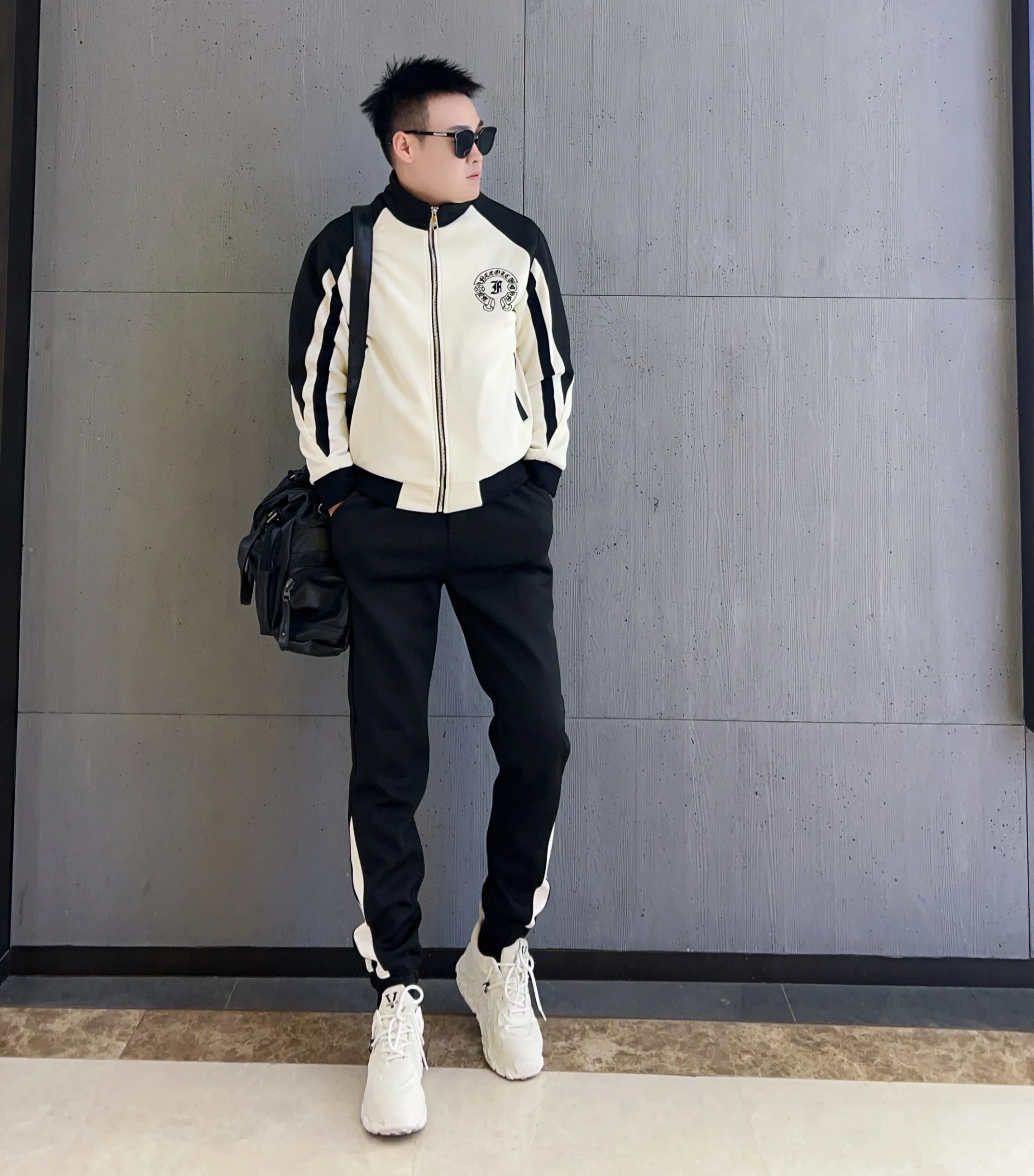 Spring Autumn Stand Collar Men's Casual Sportswear Comfortable Faionable Loose Set Long Sve Long Pants Youth Sle
Spring Autumn Stand Collar Men's Casual Sportswear Comfortable Faionable Loose Set Long Sve Long Pants Youth Sle