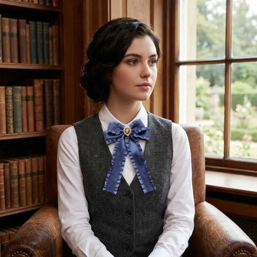Pre-tied Bow Tie Fabric Detachable Bowknot Brooches Vintage Style Rhinestone Center Crystal Rhinestone Bowtie Neck Decoration
Pre-tied Bow Tie Fabric Detachable Bowknot Brooches Vintage Style Rhinestone Center Crystal Rhinestone Bowtie Neck Decoration