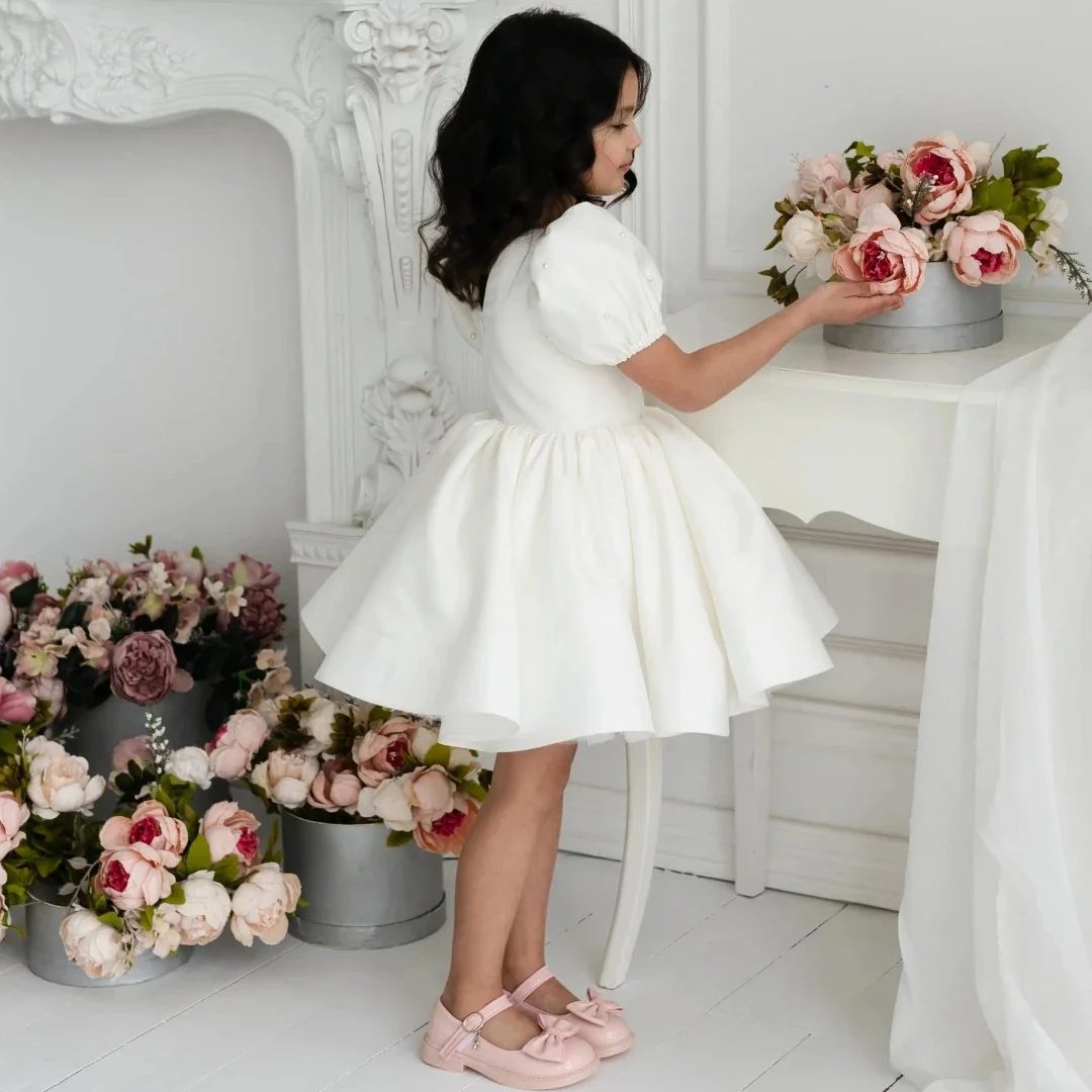 Simply Flower Girl Dress For Wedding Satin Short Sleeve Puffy Knee Lenght Kids Birthday Party First Communion Gown Custom
Simply Flower Girl Dress For Wedding Satin Short Sleeve Puffy Knee Lenght Kids Birthday Party First Communion Gown Custom