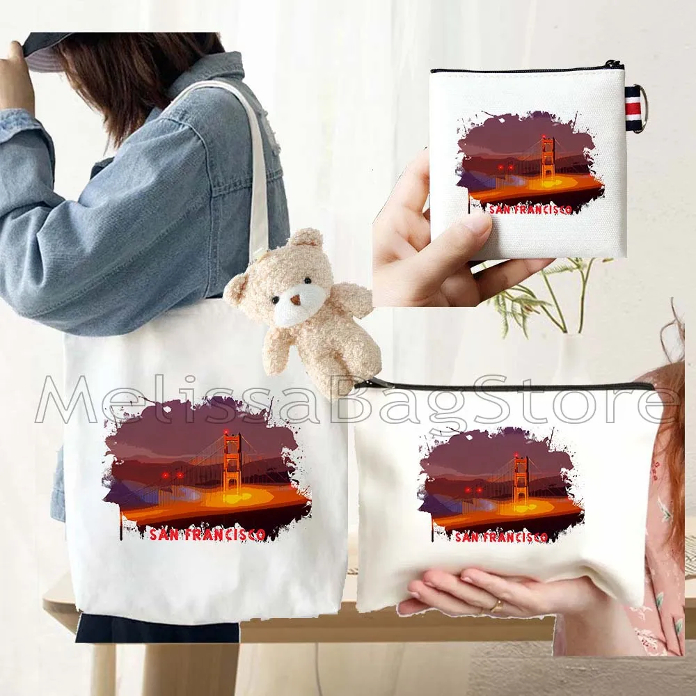 4PCS Gifts Set San Francisco White Canvas Tote Bag Handbag with Doll Key Coin Purse Cosmetic Makeup Toilet Bag Case Pouch
4PCS Gifts Set San Francisco White Canvas Tote Bag Handbag with Doll Key Coin Purse Cosmetic Makeup Toilet Bag Case Pouch