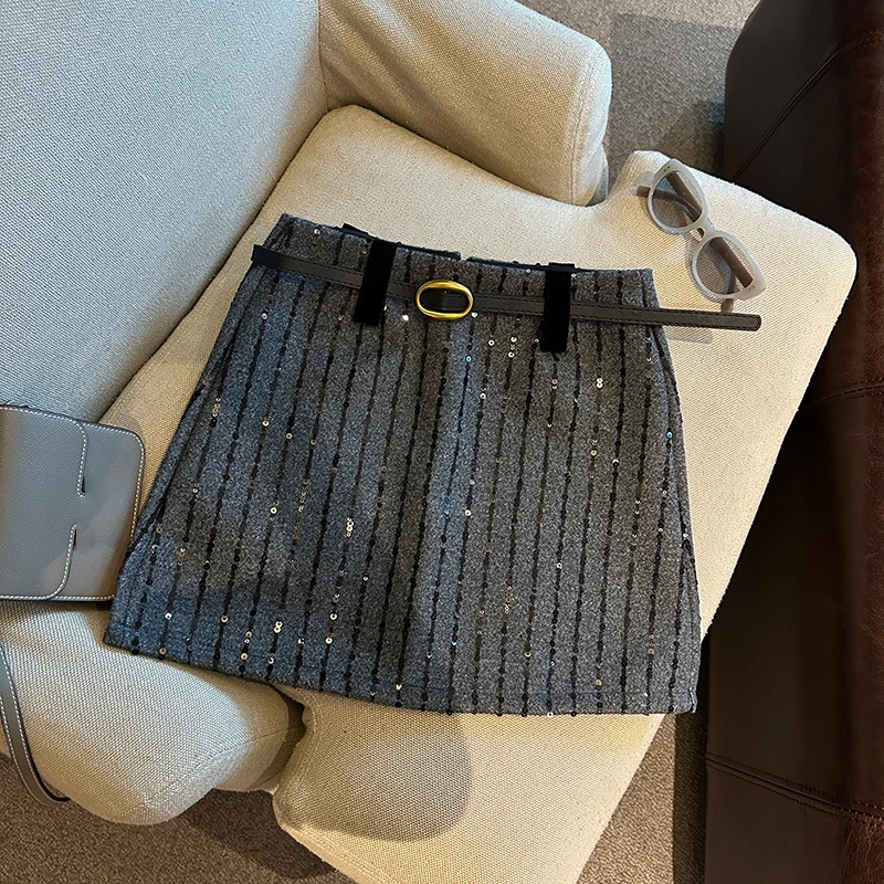 French Sequined High Waisted Woolen Mini Skirt Women's Autumn Winter Spicy Girls Short A-line Hip Wrap Skirt
French Sequined High Waisted Woolen Mini Skirt Women's Autumn Winter Spicy Girls Short A-line Hip Wrap Skirt