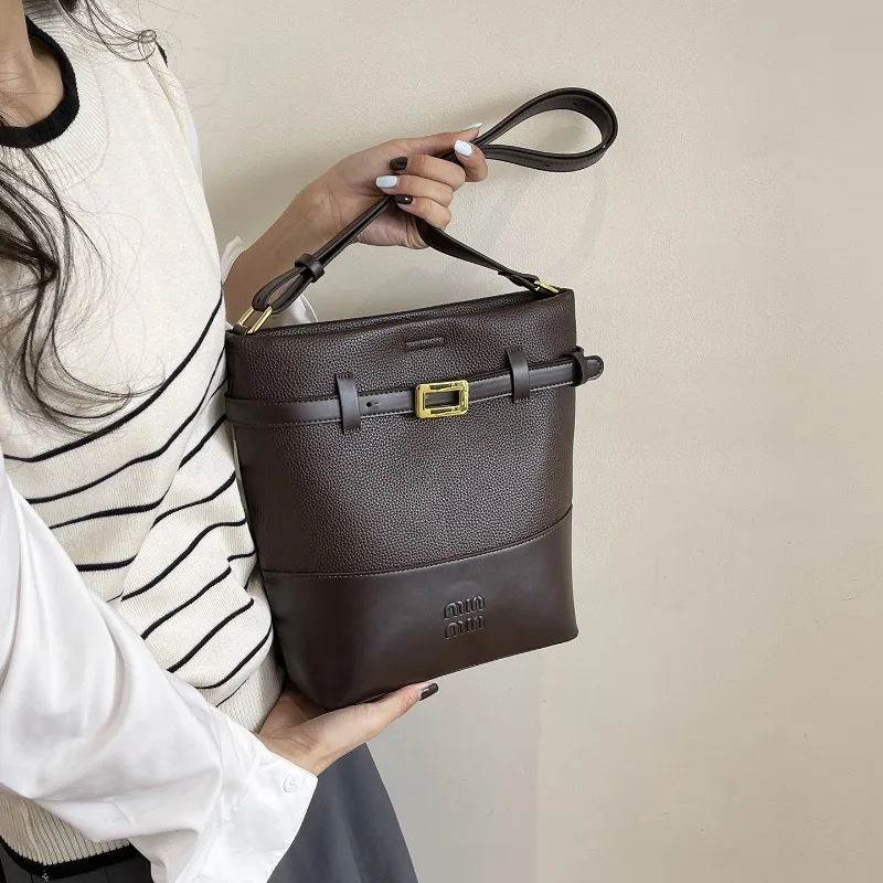 2026 New Arrival Patchwork Printed Bucket Bag - Stylish Top-Handle Shoulder Crossbody Purse, Exquisite Commuter Handbag
2026 New Arrival Patchwork Printed Bucket Bag - Stylish Top-Handle Shoulder Crossbody Purse, Exquisite Commuter Handbag