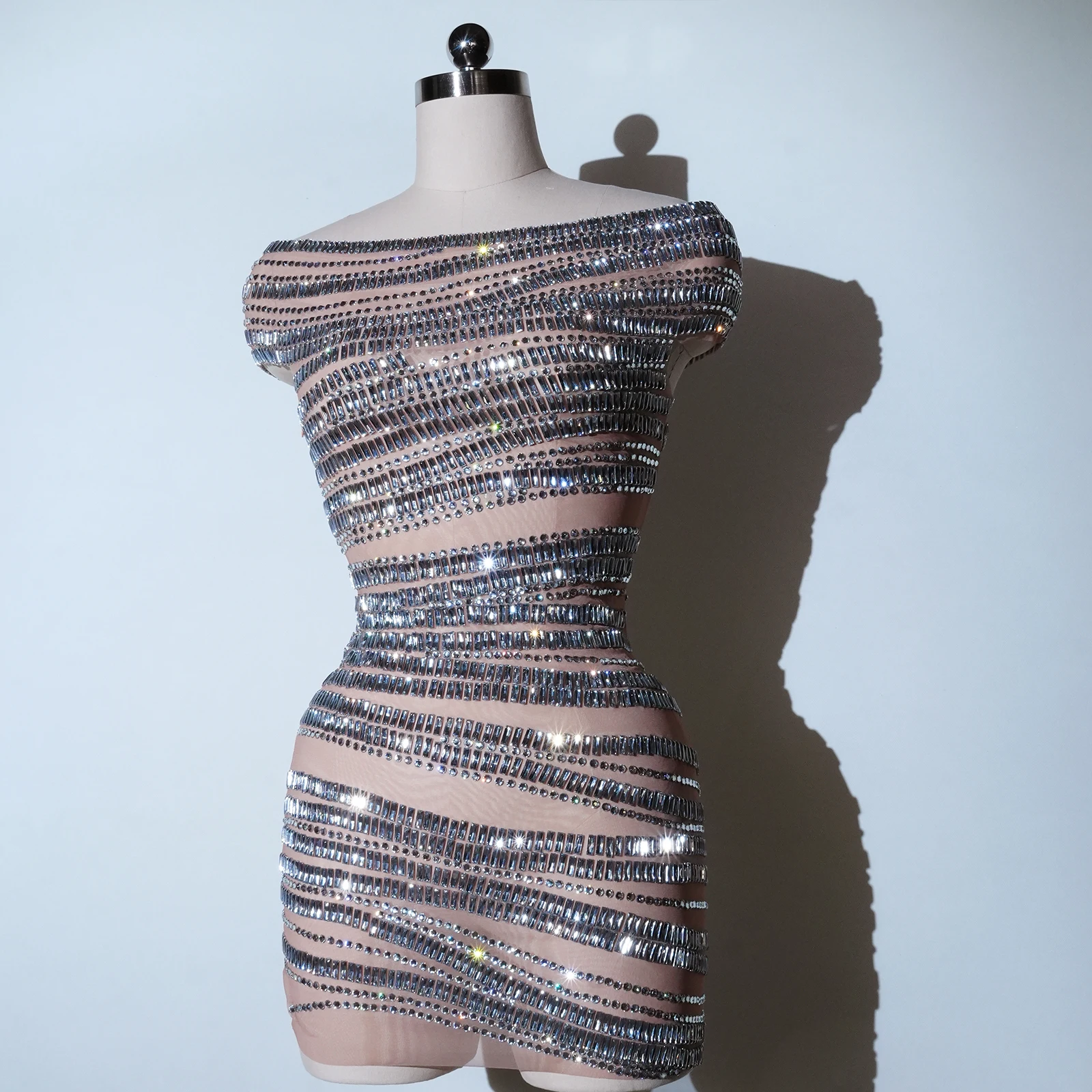 STOCK Off-shoulder Glitter Rhinestones Mesh Slash Neck Mini High Street Dress Evening Prom Gown Celebrate Birthday Party Stage
STOCK Off-shoulder Glitter Rhinestones Mesh Slash Neck Mini High Street Dress Evening Prom Gown Celebrate Birthday Party Stage