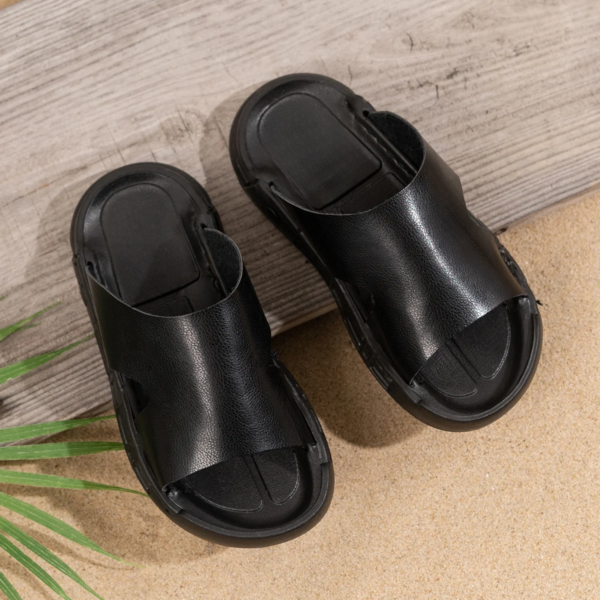 Children Slippers Summer PU Solid Beach Shoes Outdoors Soft Bottom Anti Slip Boy Shoes Kids Casual Shoes Versatile Baby Slippers
Children Slippers Summer PU Solid Beach Shoes Outdoors Soft Bottom Anti Slip Boy Shoes Kids Casual Shoes Versatile Baby Slippers
