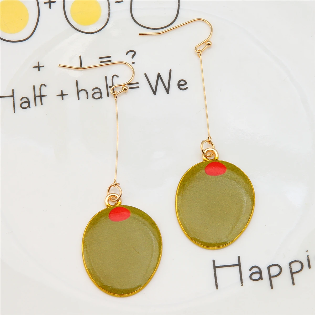 1 pair/2pcs fresh and sweet fruit series mini olive earrings Niche Fresh Trendy daily commuting daily gift recommendations
1 pair/2pcs fresh and sweet fruit series mini olive earrings Niche Fresh Trendy daily commuting daily gift recommendations
