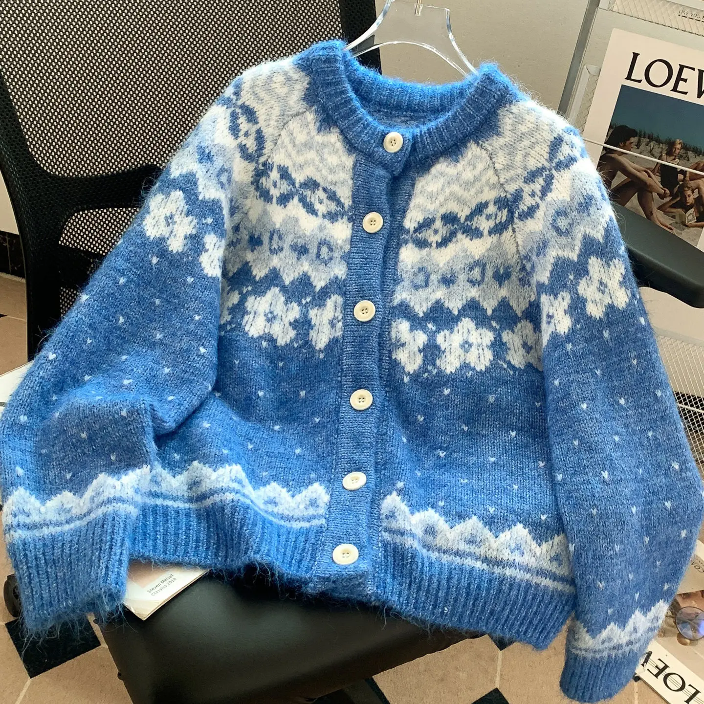 Thiened ort Knitted Sweater Cardigan Women's Autumn Winter Lazy Sle Fair Isle Texture Warm Buxom Top round Ne Button ...
Thiened ort Knitted Sweater Cardigan Women's Autumn Winter Lazy Sle Fair Isle Texture Warm Buxom Top round Ne Button ...