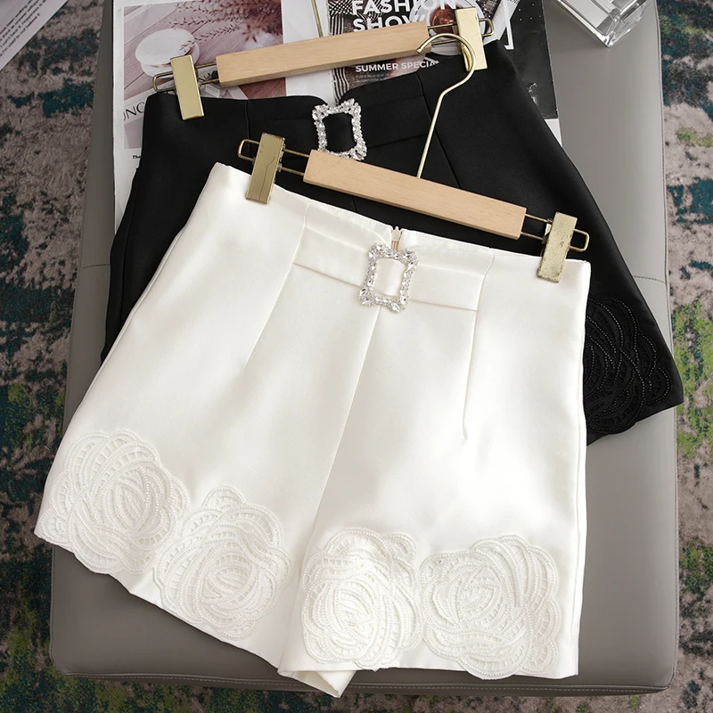 Stunning Design Tailored Suit Floral Lace Embroidery Beads High Waist White Wide Leg Shorts Women Summer Commute Style Zipper
Stunning Design Tailored Suit Floral Lace Embroidery Beads High Waist White Wide Leg Shorts Women Summer Commute Style Zipper