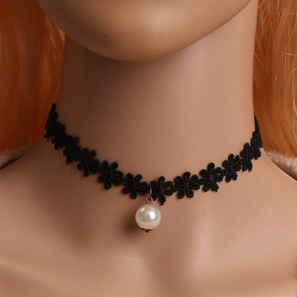 Retro Choker Necklace for Women Adjustable Thin Band Lace Choker Vintage Gothic Style Party Banquet Fashion Jewelry Gift Black
Retro Choker Necklace for Women Adjustable Thin Band Lace Choker Vintage Gothic Style Party Banquet Fashion Jewelry Gift Black