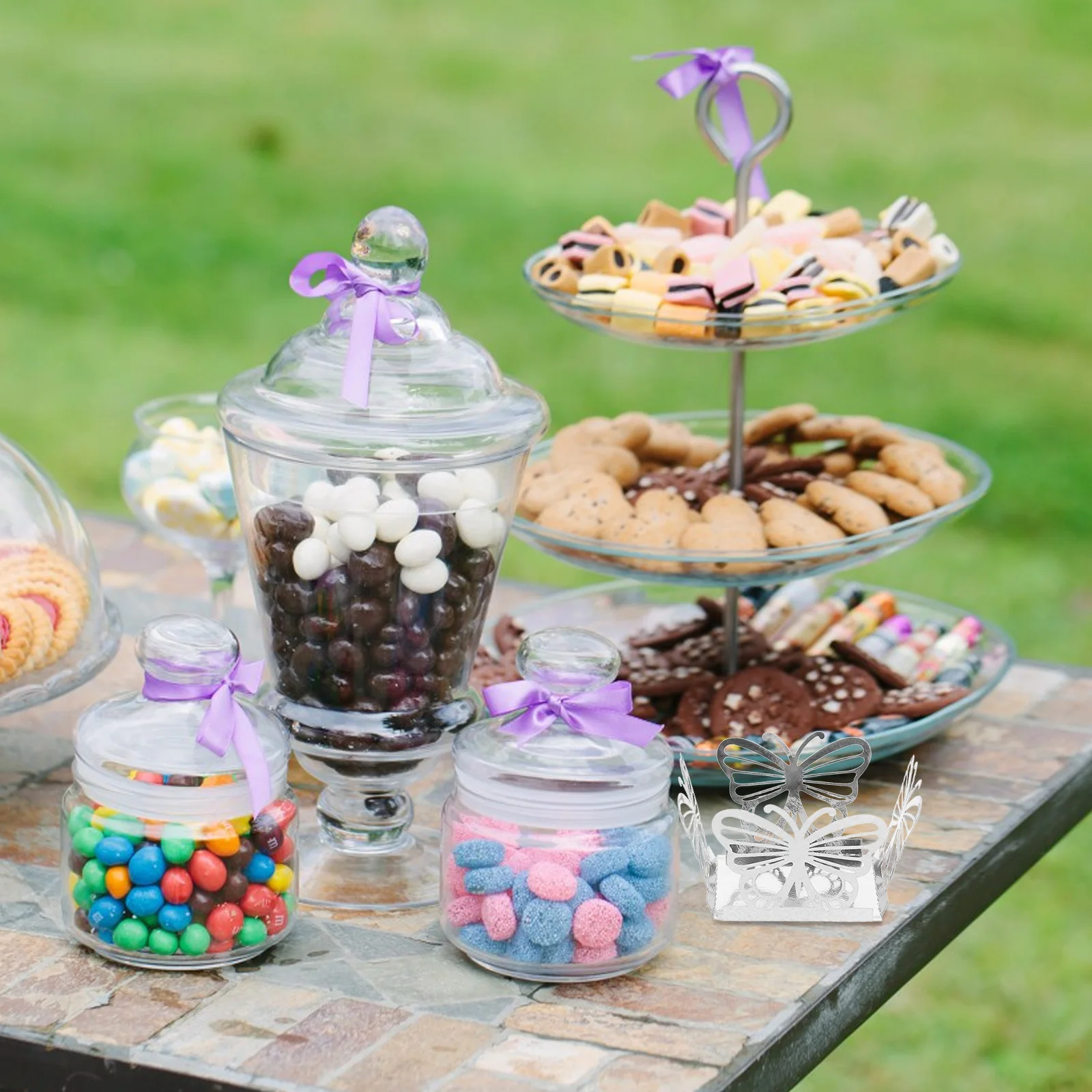 50 Pcs Creative Candy Box Hollow-out Paper Cups Dessert for Birthday Truffle Wrappers Wedding Chocolate Baby
50 Pcs Creative Candy Box Hollow-out Paper Cups Dessert for Birthday Truffle Wrappers Wedding Chocolate Baby