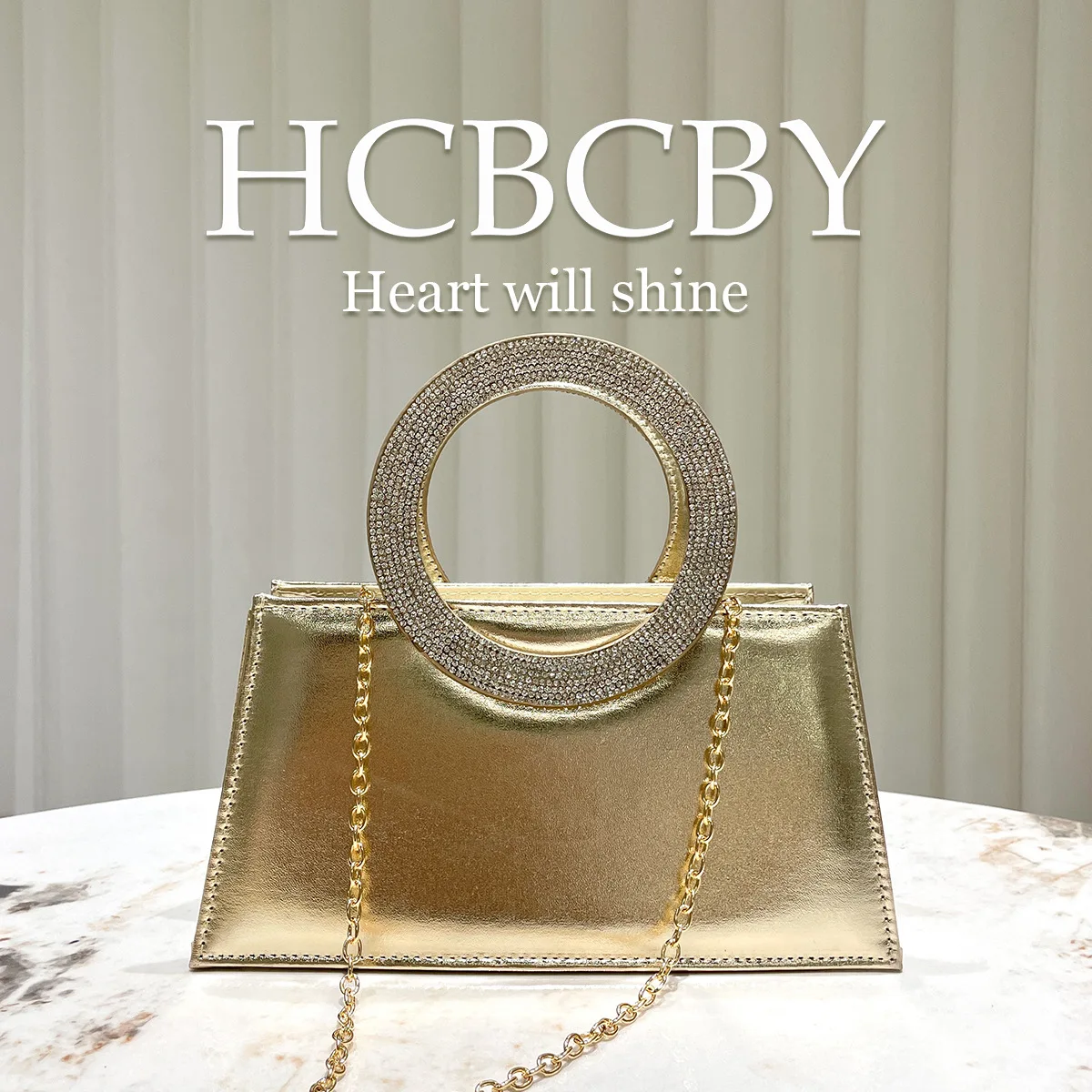 Bling Rhinestone Satin Handbags Women Elegant Boutique Round Crystal Handle Trapezoid Evening Clutch Purses Wedding Party
Bling Rhinestone Satin Handbags Women Elegant Boutique Round Crystal Handle Trapezoid Evening Clutch Purses Wedding Party