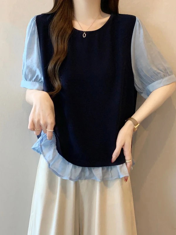 Dark Blue Bell Sleeve Shirt Women's Short Sleeve Regular Fit Korean Style Commute Shirt Summer New Loose Style Fake Two-Piece...
Dark Blue Bell Sleeve Shirt Women's Short Sleeve Regular Fit Korean Style Commute Shirt Summer New Loose Style Fake Two-Piece...