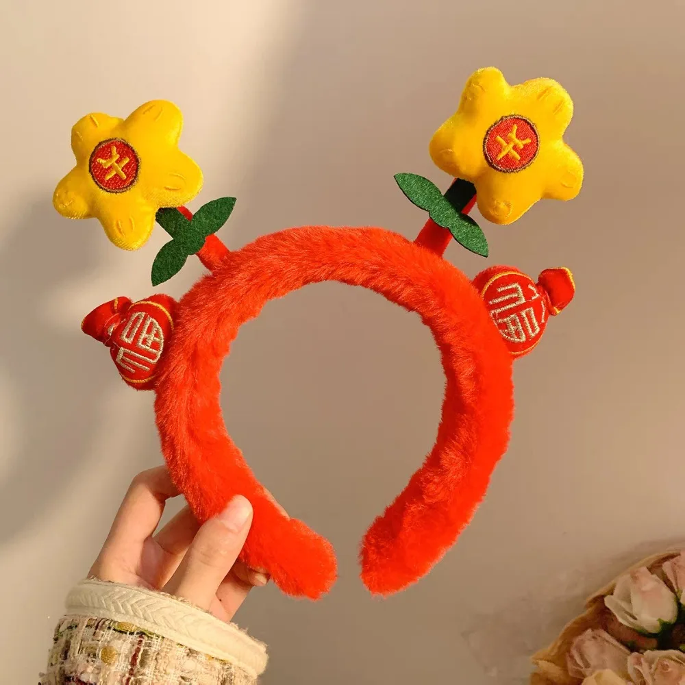 Chinese Style New Year Red Plush Headband Flower Wealth Girls Face Wash HairBand Headwear Sweet Children Hair Hoop
Chinese Style New Year Red Plush Headband Flower Wealth Girls Face Wash HairBand Headwear Sweet Children Hair Hoop