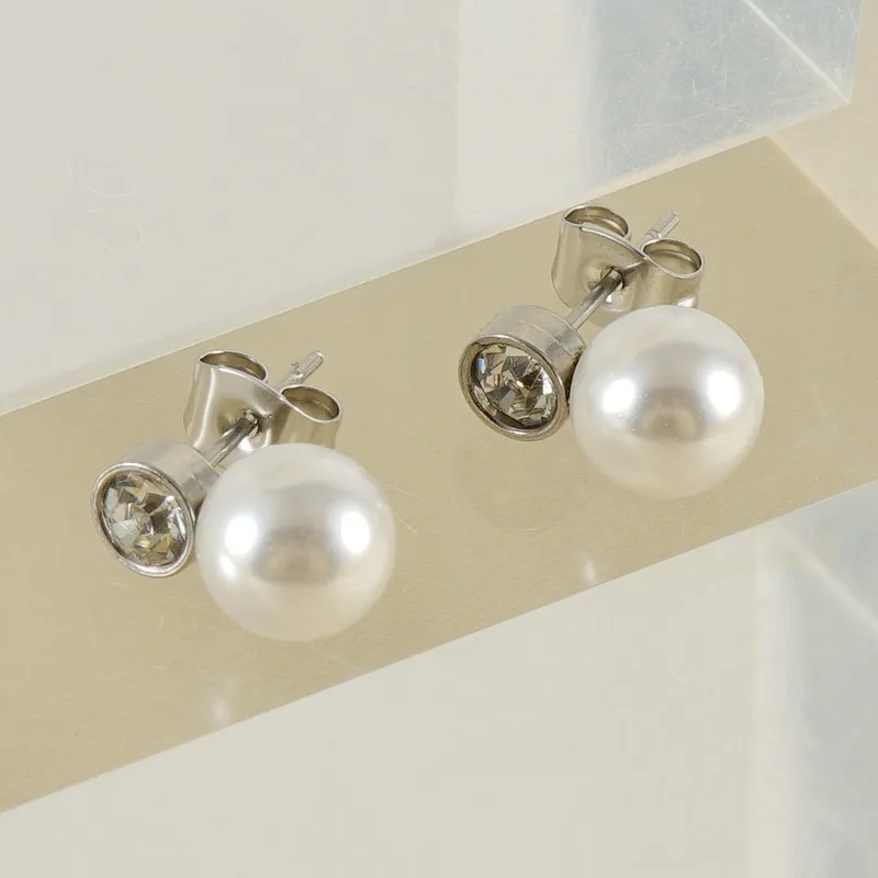 Stainless Steel Fashion Personality Versatile Pearl Diamond Stud Earrings Titanium Steel Internet Celebrity Style Earrings Women
Stainless Steel Fashion Personality Versatile Pearl Diamond Stud Earrings Titanium Steel Internet Celebrity Style Earrings Women