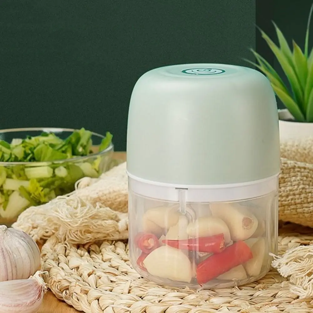 Портативная электрическая давилка для чеснока, зарядка через USB, емкость 250 мл, пресс для чеснока, эффективный пластиковый кухонный комбайн для использования на кухне 
Портативная электрическая давилка для чеснока, зарядка через USB, емкость 250 мл, пресс для чеснока, эффективный пластиковый кухонный комбайн для использования на кухне