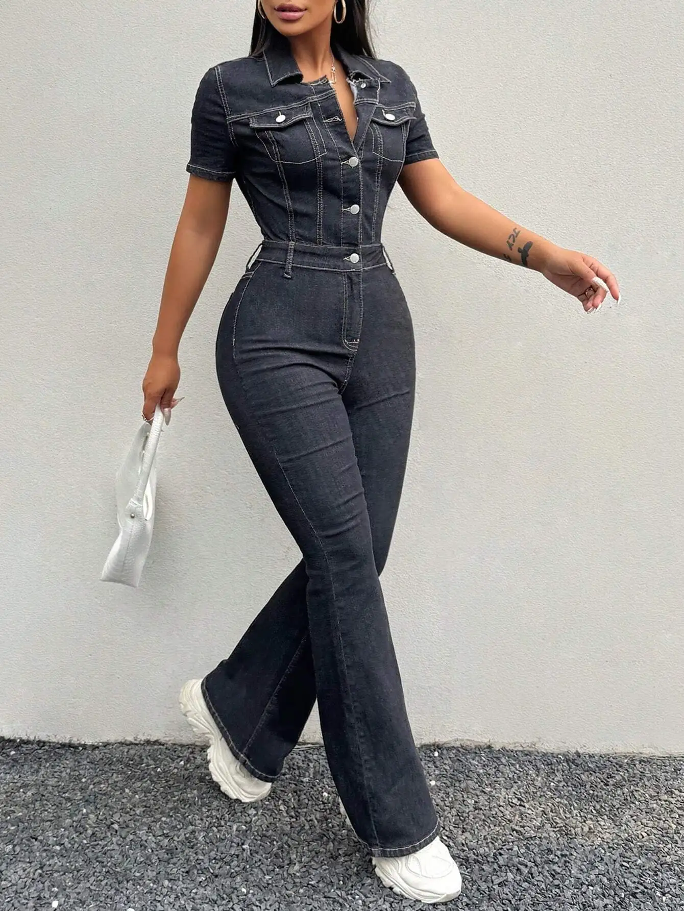 Women's Dark Denim Jumpsuit with Short Sleeves, Button Front, and Flared Legs
Women's Dark Denim Jumpsuit with Short Sleeves, Button Front, and Flared Legs