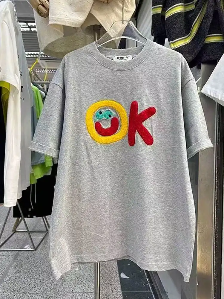 Retro American Short Sleeve T-Shirt Women Summer Trendy Loose Design Cute Embroidery Smiling Face Cotton Casual round Neck Top
Retro American Short Sleeve T-Shirt Women Summer Trendy Loose Design Cute Embroidery Smiling Face Cotton Casual round Neck Top