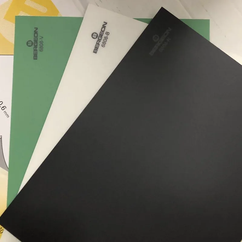 Watch maintenance tool table mat Bergeon 6808-v table pasting film table top glue tool mat 32 times 24 thick 0.6
Watch maintenance tool table mat Bergeon 6808-v table pasting film table top glue tool mat 32 times 24 thick 0.6