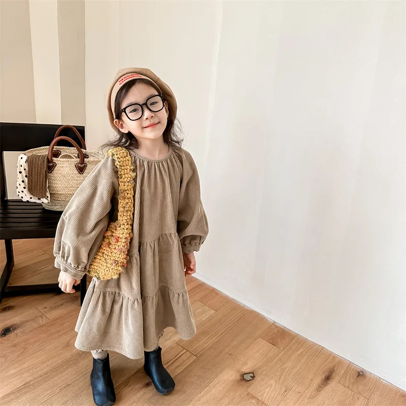 2024 Autumn New Girls Warm Corduroy Dress Children Long Sleeve Casual Dress Baby Girl Princess Dress Kids Corduroy Clothes
2024 Autumn New Girls Warm Corduroy Dress Children Long Sleeve Casual Dress Baby Girl Princess Dress Kids Corduroy Clothes