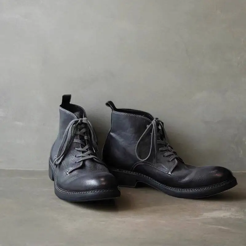 American Retro Autumn Winter New Amikaji Men Short Boots Washed Pleated Comfortable Fashionable Personalized
American Retro Autumn Winter New Amikaji Men Short Boots Washed Pleated Comfortable Fashionable Personalized