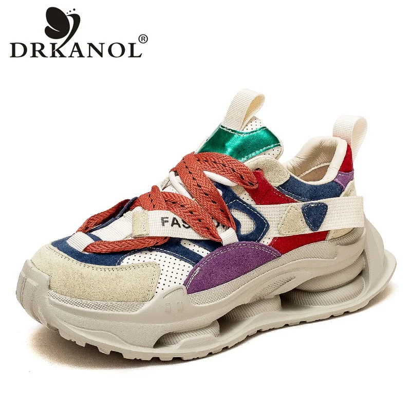 Кроссовки женские из натуральной кожи на толстой подошве, на шнуровке
Кроссовки женские из натуральной кожи на толстой подошве, на шнуровке