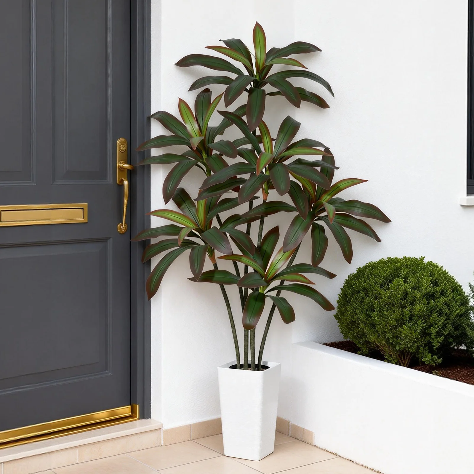 Artificial Tropical Silk Tree Fake Plants with White Flower Pot for Home Simulation Wedding Decoration Festival Party Supplies
Artificial Tropical Silk Tree Fake Plants with White Flower Pot for Home Simulation Wedding Decoration Festival Party Supplies