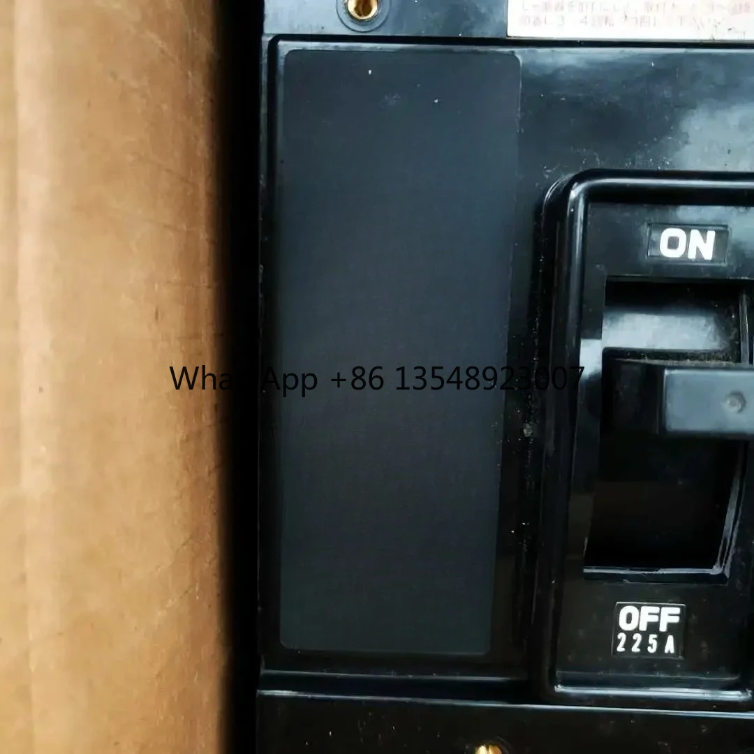 Suitable for TL-225E 3P 225A 200A 175A 150A 125A Plug-in Marine Switch Accessories
Suitable for TL-225E 3P 225A 200A 175A 150A 125A Plug-in Marine Switch Accessories