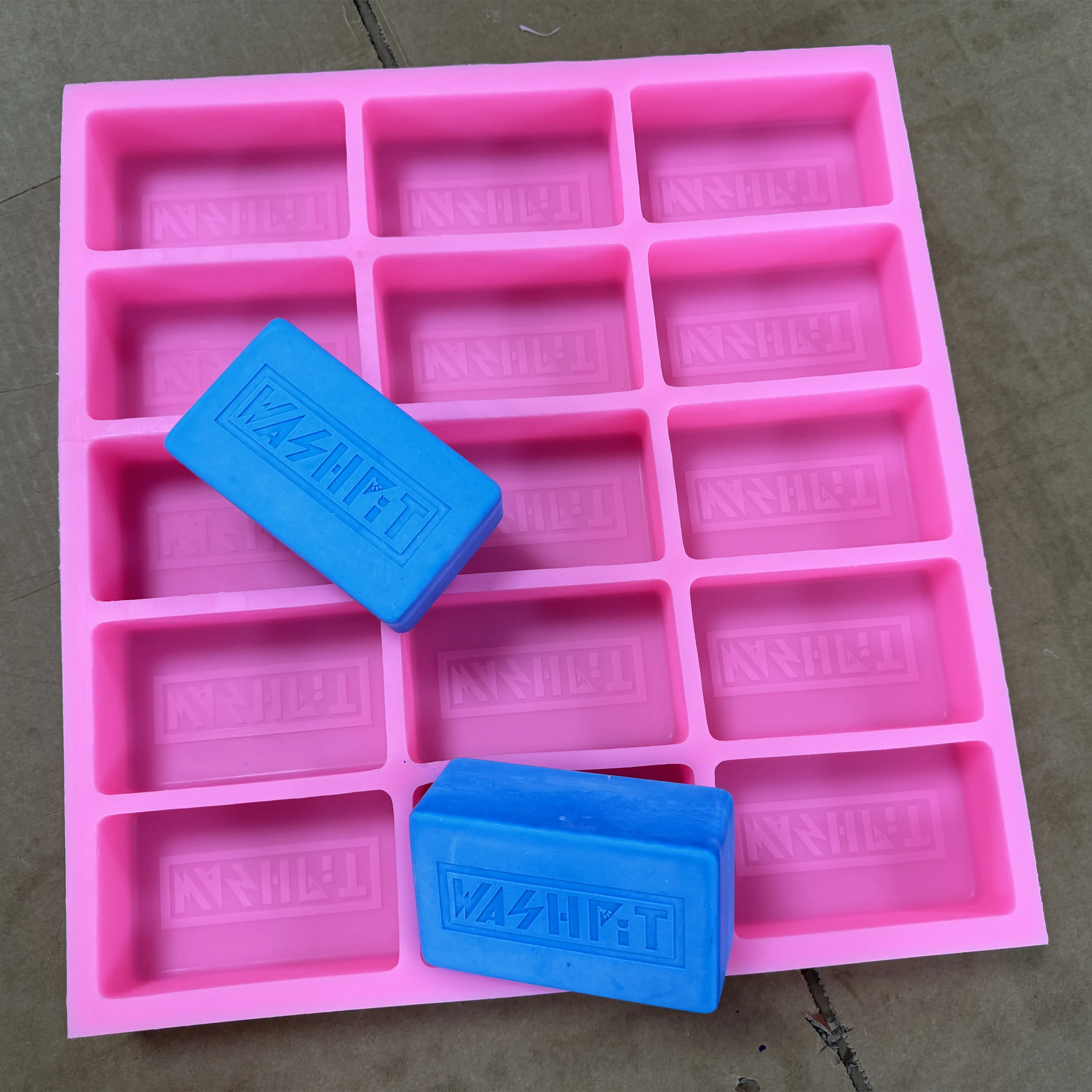 15 Cavities Custom Square Silicone Soap Mold with Brand Name for Natural Soap Making
15 Cavities Custom Square Silicone Soap Mold with Brand Name for Natural Soap Making