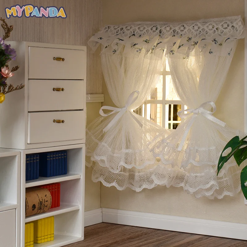 1PC 1/12 Dollhouse Lace Window Curtain Dollhouse Mini Bedroom Furniture Accessories Dolls House Decoration For Kid Toys
1PC 1/12 Dollhouse Lace Window Curtain Dollhouse Mini Bedroom Furniture Accessories Dolls House Decoration For Kid Toys