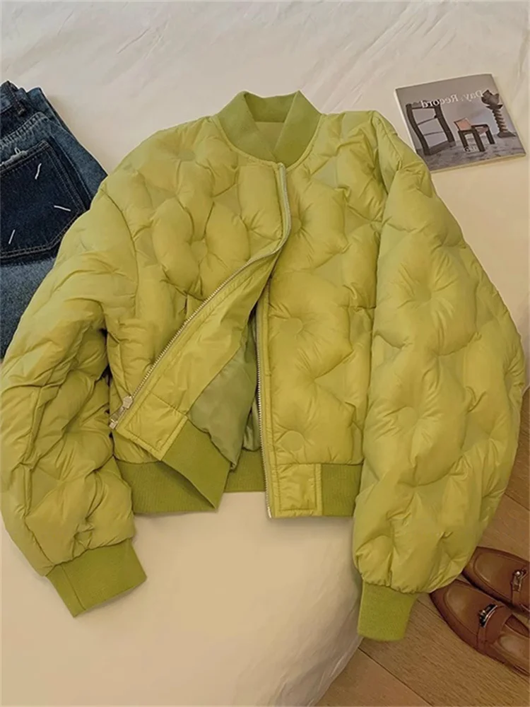 Корейская теплая утолщенная хлопковая куртка-бомбер на осень-зиму, маленький размер, молодежная, модная, повседневная, свободного кроя, на молнии
Корейская теплая утолщенная хлопковая куртка-бомбер на осень-зиму, маленький размер, молодежная, модная, повседневная, свободного кроя, на молнии