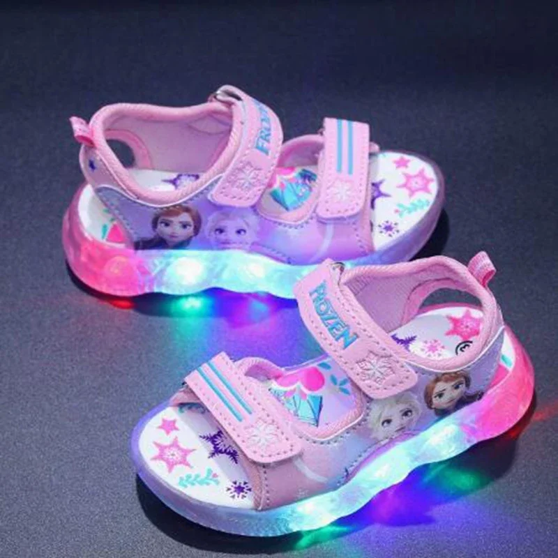 New Summer Girls Sandals Shoes Cartoon Princess Frozen Led Light Kids Children Baby Beach Shoes Casual Sport Running Shoes
New Summer Girls Sandals Shoes Cartoon Princess Frozen Led Light Kids Children Baby Beach Shoes Casual Sport Running Shoes