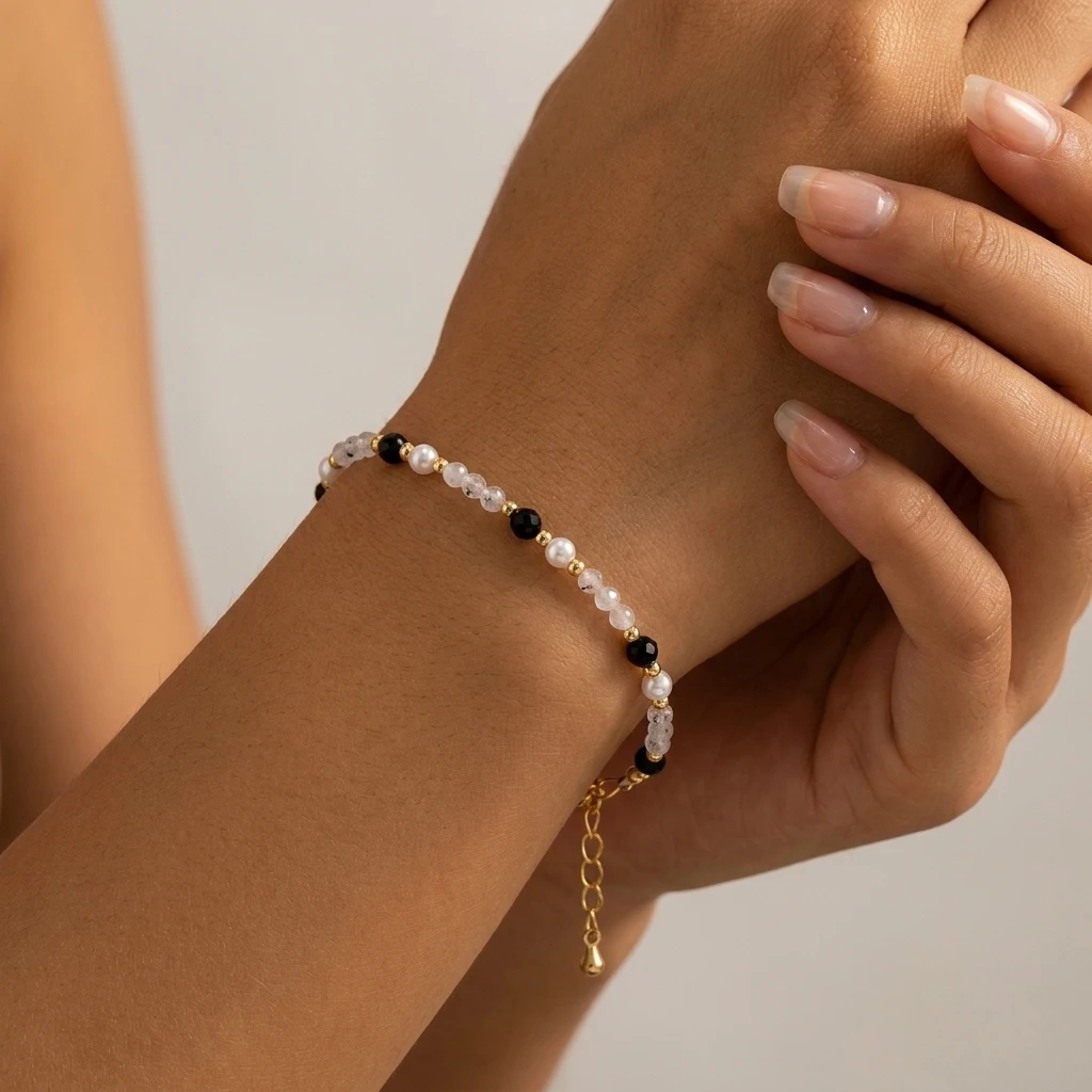 1PC Bohemian Style Adjustable Bracelet with Glass Beads/Imitation Pearls for Men and Women, Perfect for Casual Wear
1PC Bohemian Style Adjustable Bracelet with Glass Beads/Imitation Pearls for Men and Women, Perfect for Casual Wear