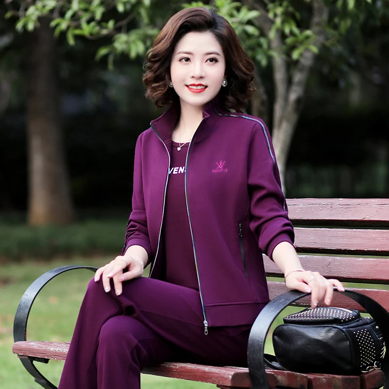 Элегантный комплект спортивной одежды для женщин среднего возраста: модная осенняя верхняя одежда, весенне-осенняя одежда для мам и женщин среднего возраста
Элегантный комплект спортивной одежды для женщин среднего возраста: модная осенняя верхняя одежда, весенне-осенняя одежда для мам и женщин среднего возраста