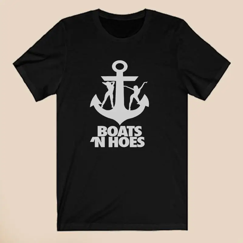 Мужская черная футболка Boat And Hoes, размер S 5XL 
Мужская черная футболка Boat And Hoes, размер S 5XL